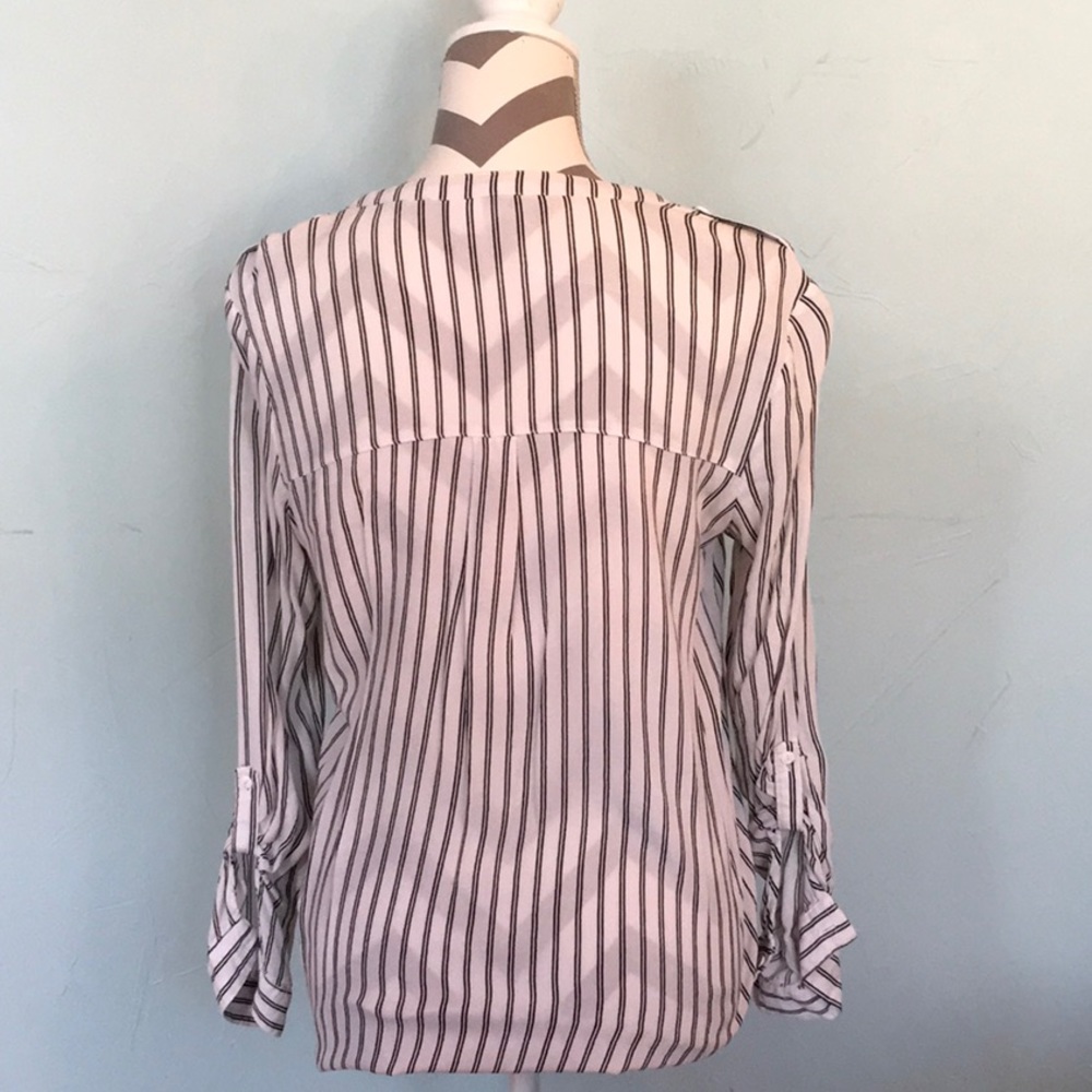 Divided Stripe Button Down Top Sz 8 - image 3